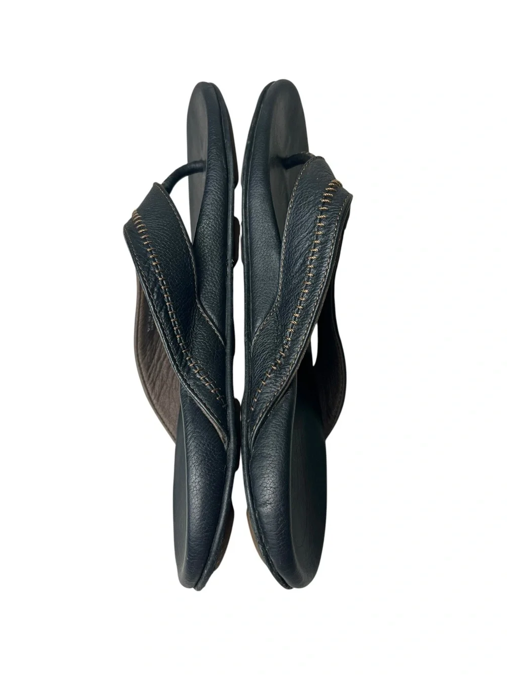 OluKai hiapo black